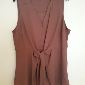 Torrid sleeveless top